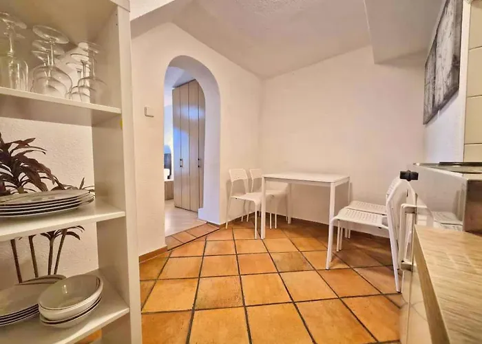 Studio In Innsbruck Old Town I 24-7 Self-Check-In Lägenhet